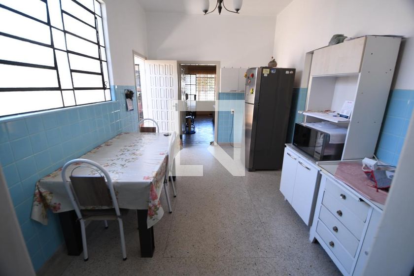 Casa à Venda - Guanabara, 4 Quartos,  260 m2 em , Campinas - sp | SoloBR