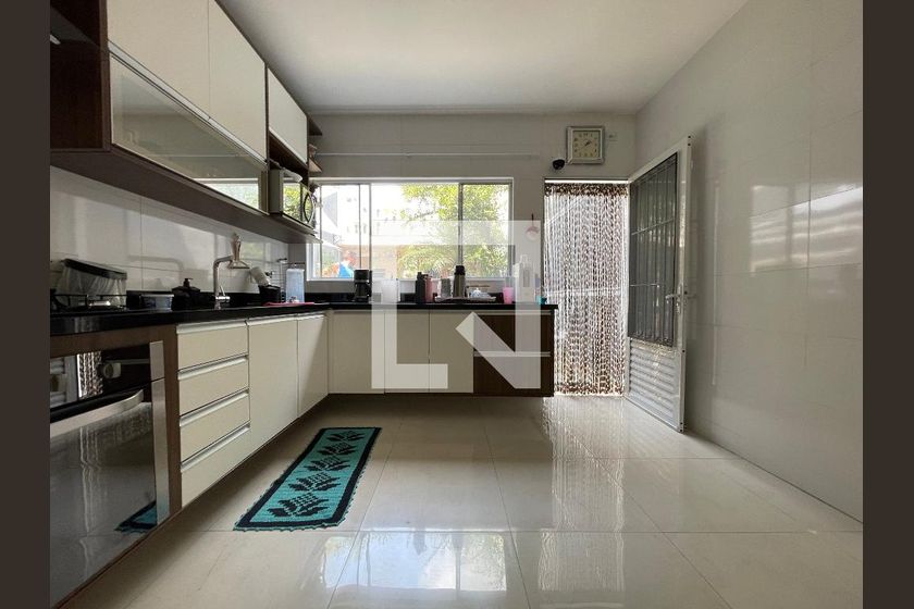 Casa, 4 quartos, 200 m² - Foto 79