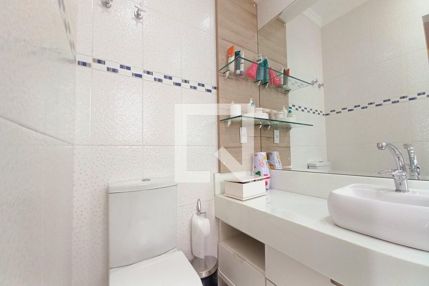 Casa à Venda - Swiss Park, 3 Quartos,  272 m2 em , Campinas - sp | SoloBR