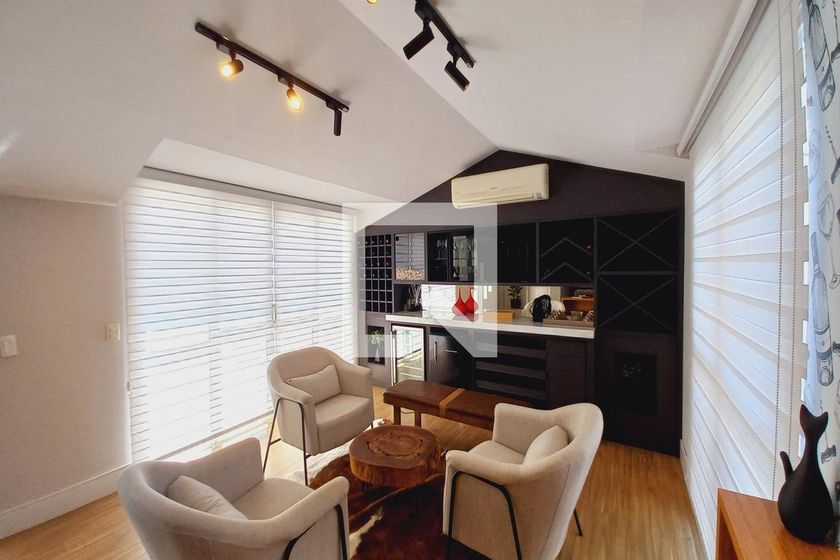 Casa à Venda - Swiss Park, 3 Quartos,  272 m2 em , Campinas - sp | SoloBR