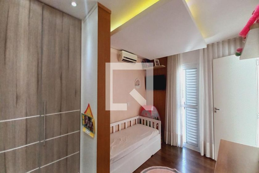 Casa à Venda - Swiss Park, 3 Quartos,  272 m2 em , Campinas - sp | SoloBR
