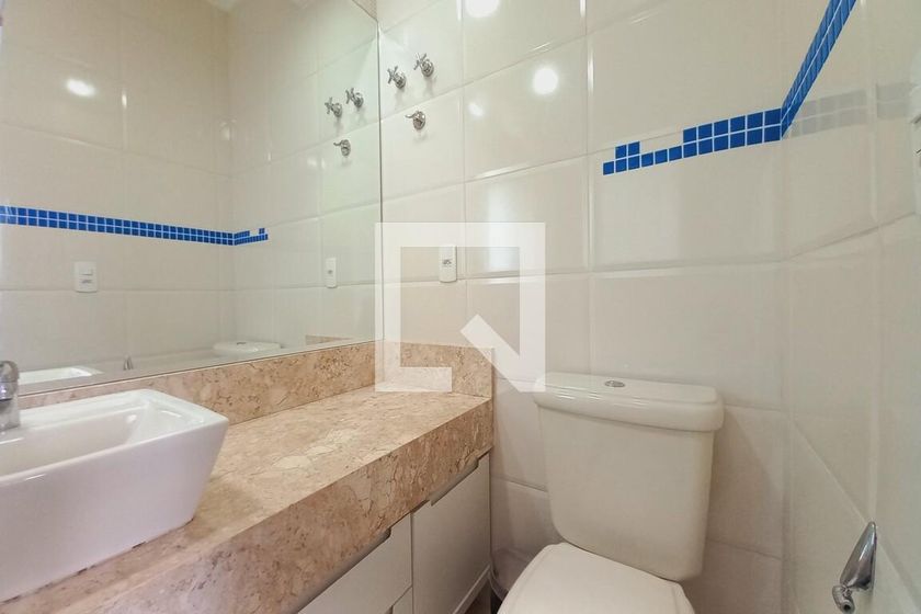 Casa à Venda - Swiss Park, 3 Quartos,  272 m2 em , Campinas - sp | SoloBR