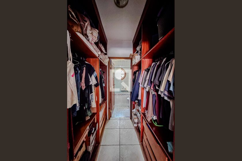 Casa, 3 quartos, 210 m² - Foto 31