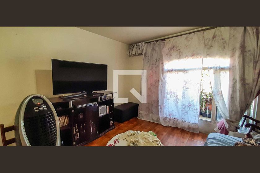 Casa, 3 quartos, 240 m² - Foto 11