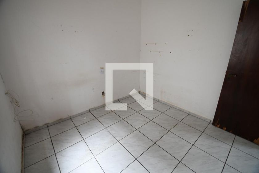 Casa à Venda - Jardim Santana, 3 Quartos,  200 m2 em , Campinas - sp | SoloBR