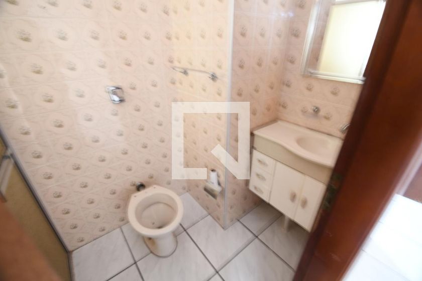 Casa à Venda - Jardim Santana, 3 Quartos,  200 m2 em , Campinas - sp | SoloBR