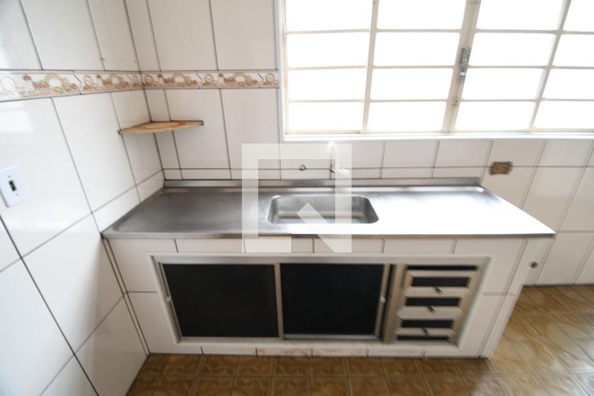 Casa à Venda - Jardim Santana, 3 Quartos,  200 m2 em , Campinas - sp | SoloBR