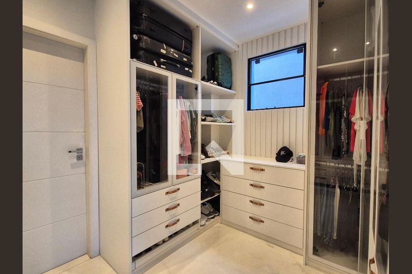 Casa, 4 quartos, 300 m² - Foto 31