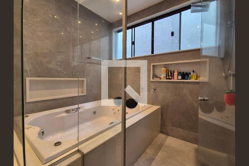 Casa, 4 quartos, 300 m² - Foto 34