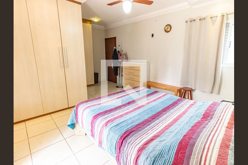 Casa, 3 quartos, 235 m² - Foto 24