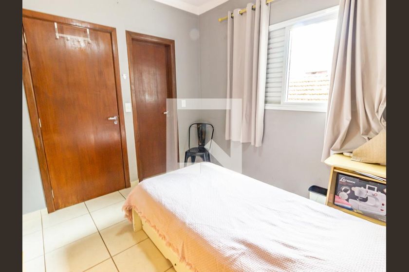 Casa, 3 quartos, 235 m² - Foto 44