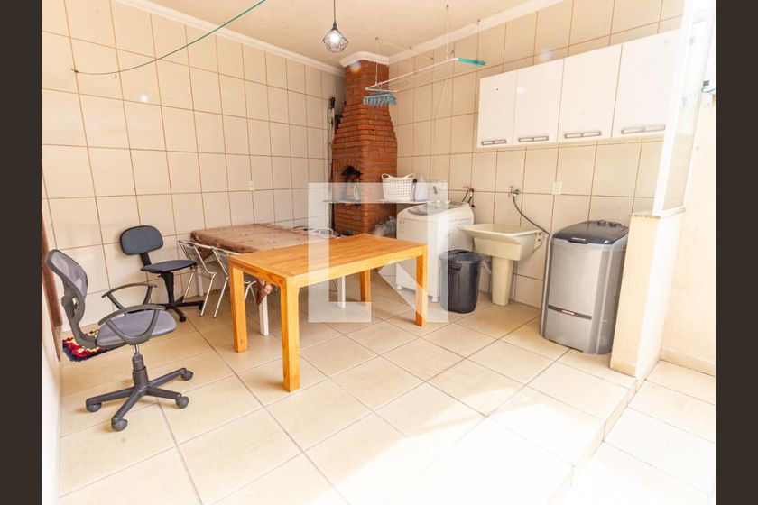 Casa, 3 quartos, 235 m² - Foto 80