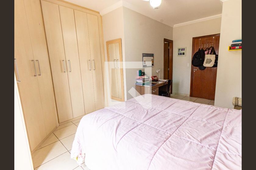Casa, 3 quartos, 235 m² - Foto 57