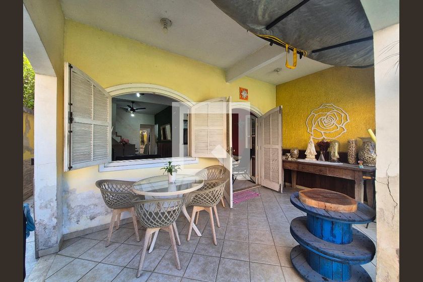 Casa, 3 quartos, 241 m² - Foto 60