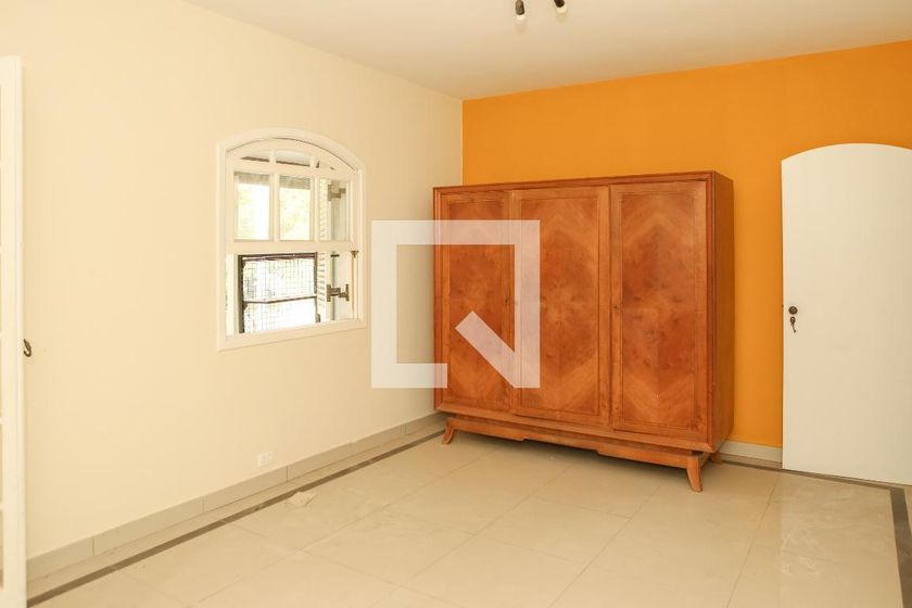 Casa, 3 quartos, 245 m² - Foto 29