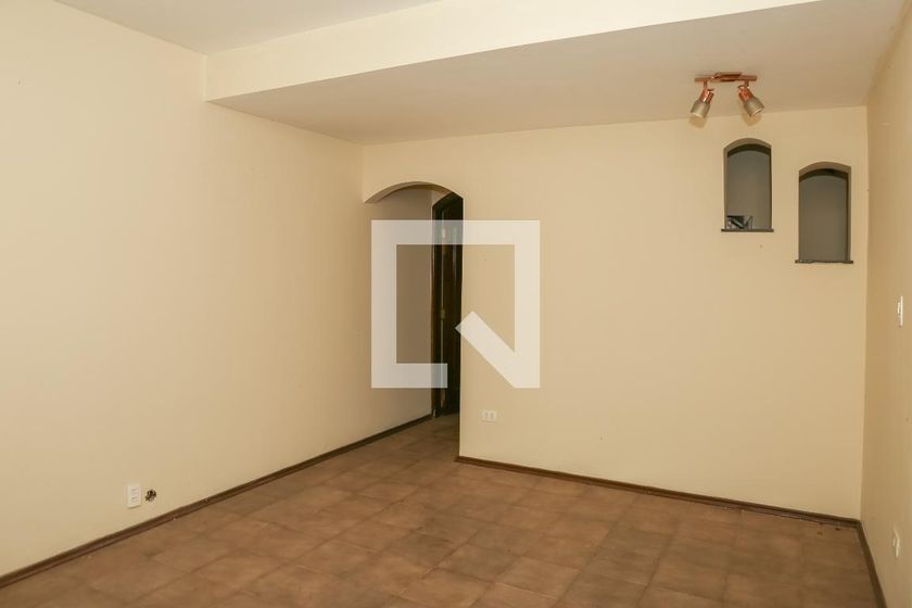 Casa, 3 quartos, 245 m² - Foto 3
