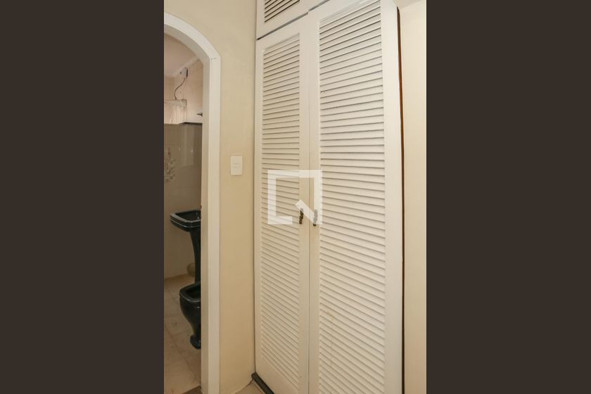 Casa, 3 quartos, 245 m² - Foto 47