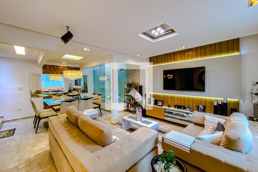 Casa, 3 quartos, 252 m² - Foto 2