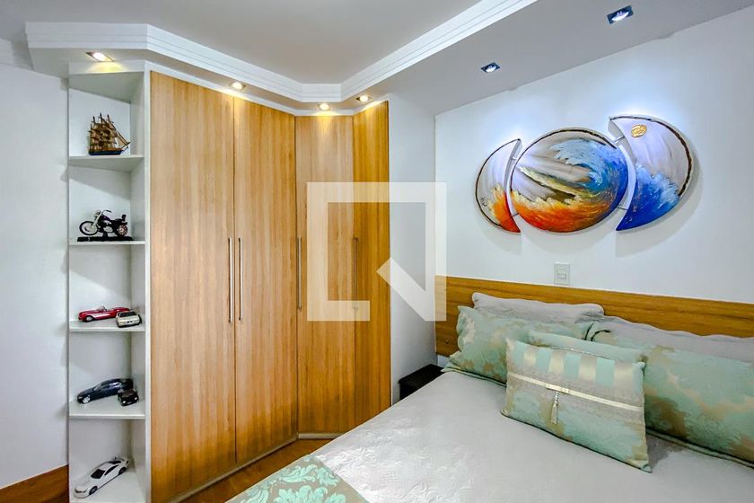 Casa, 3 quartos, 252 m² - Foto 47