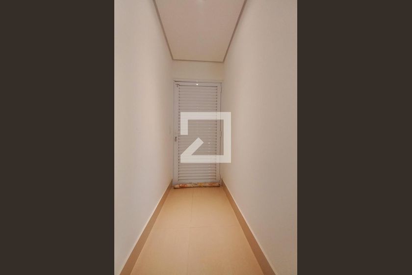 Casa à Venda - Swiss Park, 5 Quartos,  325 m2 em , Campinas - sp | SoloBR