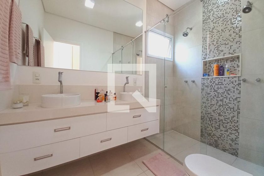 Casa à Venda - Swiss Park, 5 Quartos,  325 m2 em , Campinas - sp | SoloBR