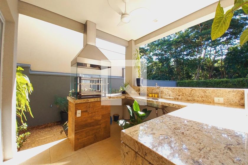 Casa à Venda - Swiss Park, 5 Quartos,  325 m2 em , Campinas - sp | SoloBR