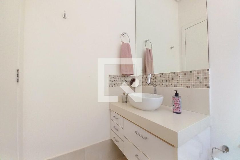 Casa à Venda - Swiss Park, 5 Quartos,  325 m2 em , Campinas - sp | SoloBR
