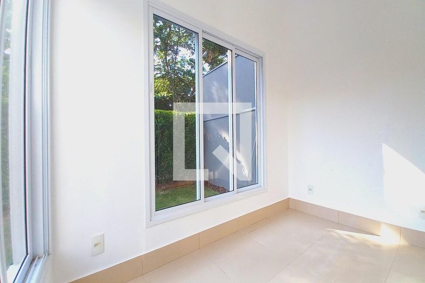 Casa à Venda - Swiss Park, 5 Quartos,  325 m2 em , Campinas - sp | SoloBR