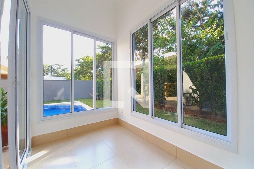 Casa à Venda - Swiss Park, 5 Quartos,  325 m2 em , Campinas - sp | SoloBR