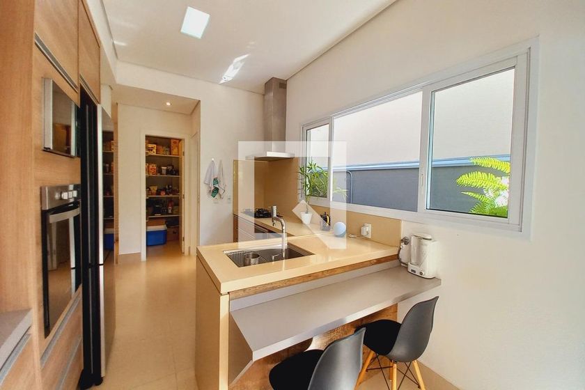 Casa à Venda - Swiss Park, 5 Quartos,  325 m2 em , Campinas - sp | SoloBR