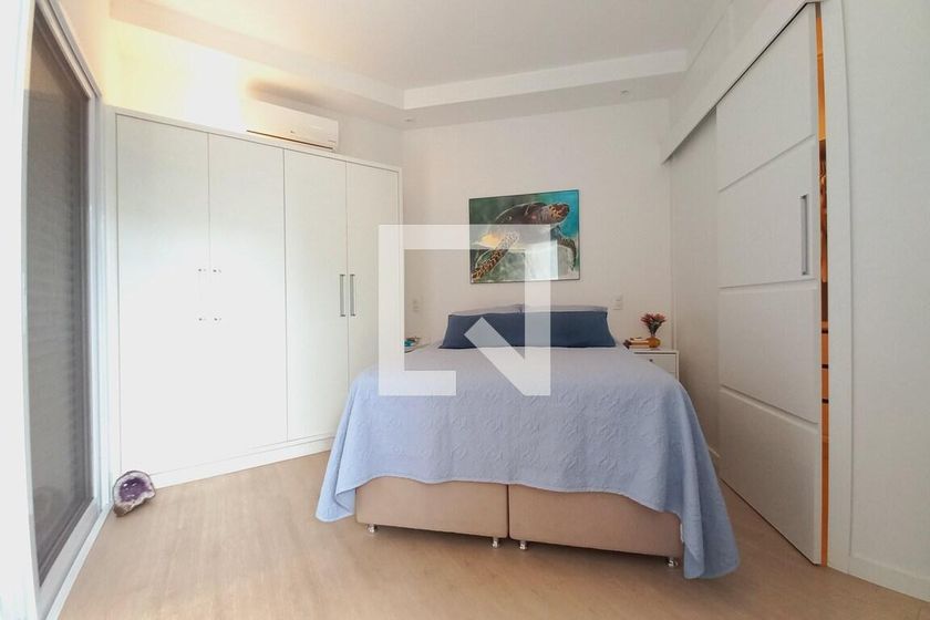 Casa à Venda - Swiss Park, 5 Quartos,  325 m2 em , Campinas - sp | SoloBR