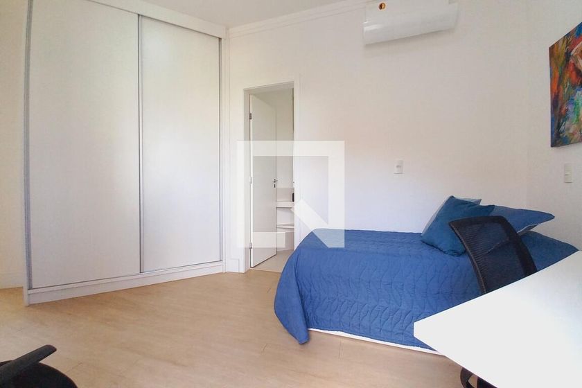 Casa à Venda - Swiss Park, 5 Quartos,  325 m2 em , Campinas - sp | SoloBR