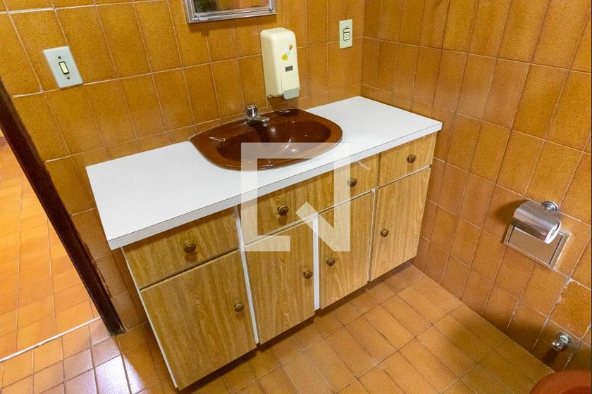 Casa à Venda - Jardim Planalto, 3 Quartos,  174 m2 em , Campinas - sp | SoloBR