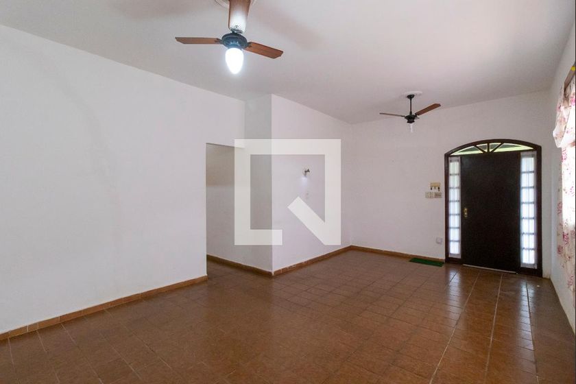 Casa à Venda - Jardim Planalto, 3 Quartos,  174 m2 em , Campinas - sp | SoloBR
