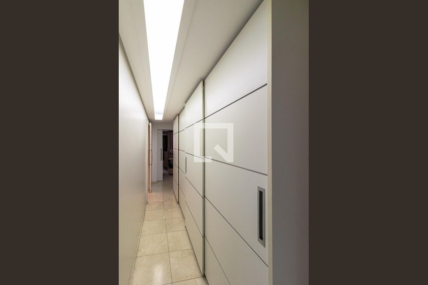 Apartamento, 4 quartos, 216 m² - Foto 33