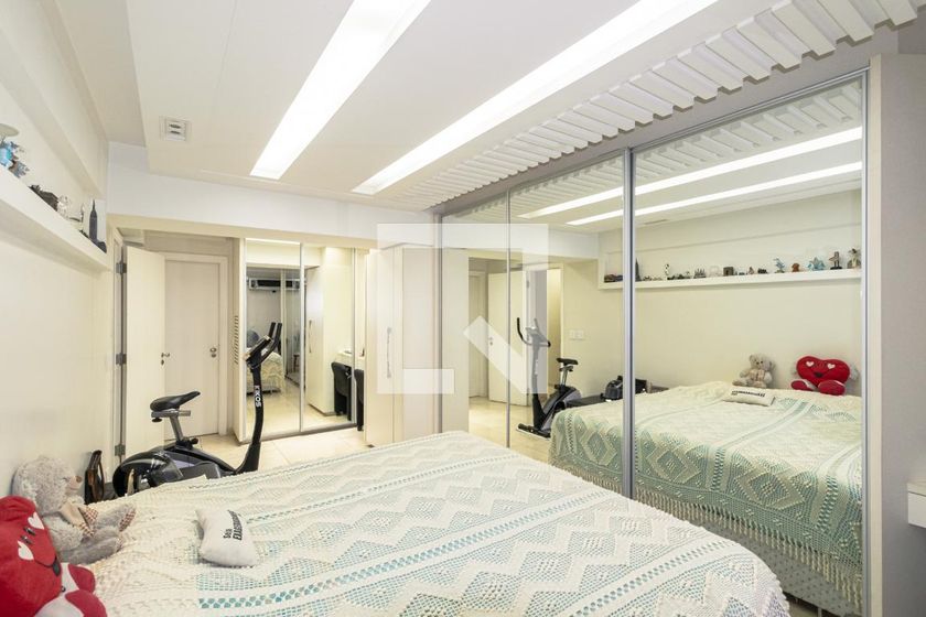 Apartamento, 4 quartos, 216 m² - Foto 37