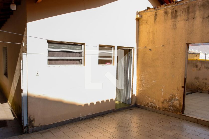 Casa, 3 quartos, 200 m² - Foto 36