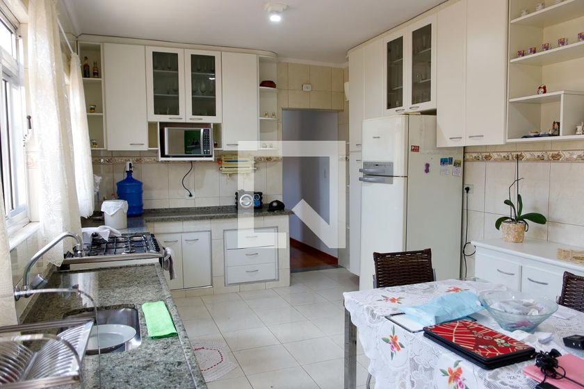 Casa, 4 quartos, 200 m² - Foto 37