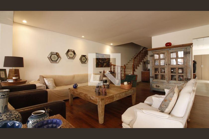 Casa, 3 quartos, 360 m² - Foto 1