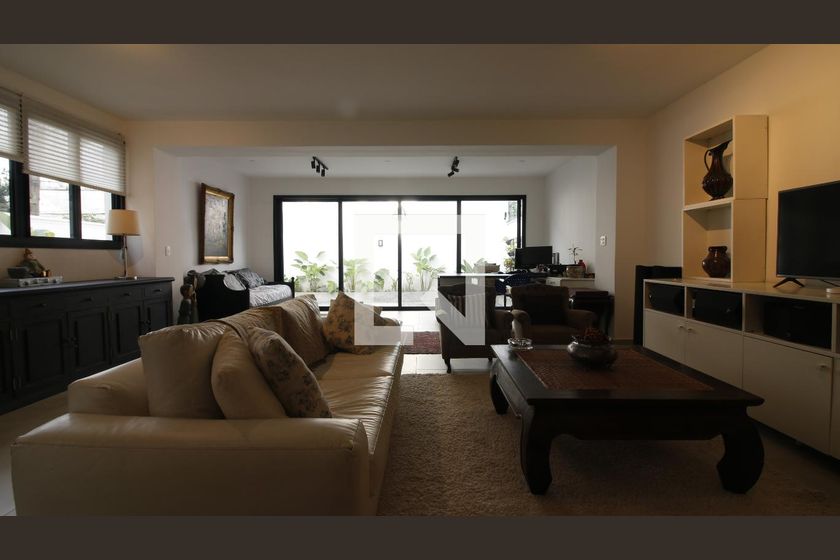 Casa, 3 quartos, 360 m² - Foto 17