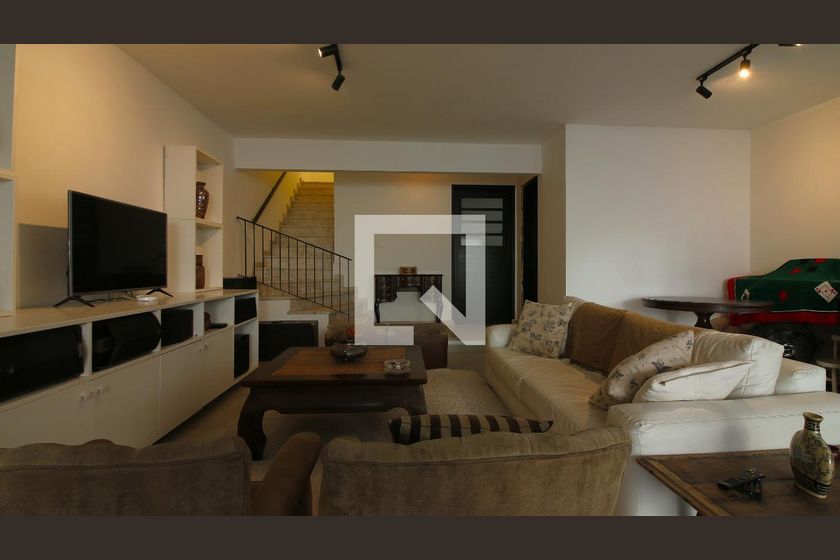 Casa, 3 quartos, 360 m² - Foto 23