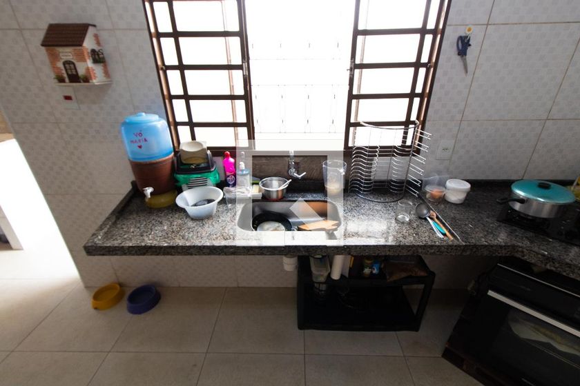 Casa à Venda - Jardim Santana, 2 Quartos,  147 m2 em , Campinas - sp | SoloBR