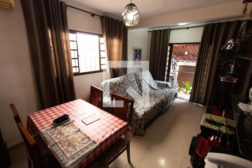 Casa à Venda - Jardim Santana, 2 Quartos,  147 m2 em , Campinas - sp | SoloBR