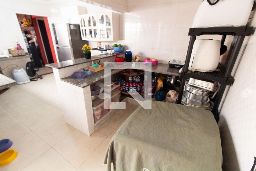 Casa à Venda - Jardim Santana, 2 Quartos,  147 m2 em , Campinas - sp | SoloBR