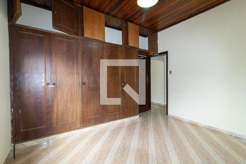 Casa à Venda - Taquaral, 2 Quartos,  250 m2 em , Campinas - sp | SoloBR
