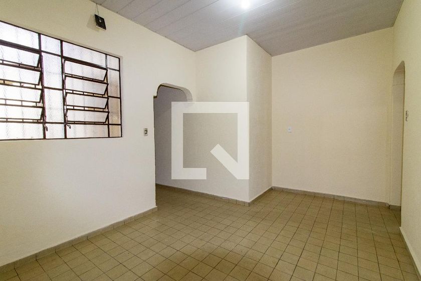 Casa à Venda - Taquaral, 2 Quartos,  250 m2 em , Campinas - sp | SoloBR