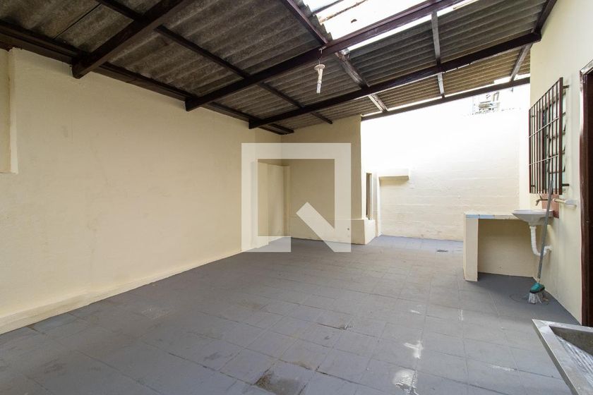 Casa à Venda - Taquaral, 2 Quartos,  250 m2 em , Campinas - sp | SoloBR
