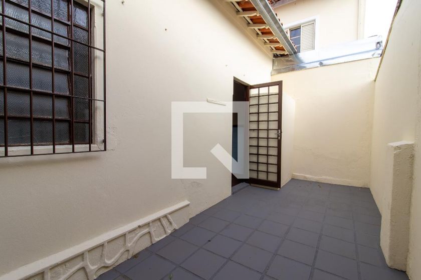 Casa à Venda - Taquaral, 2 Quartos,  250 m2 em , Campinas - sp | SoloBR