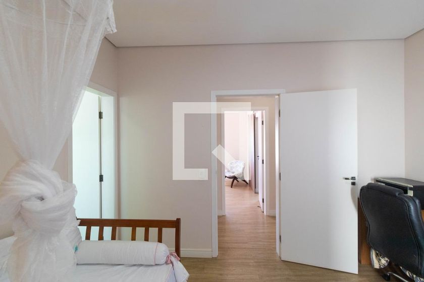 Casa à Venda - Swiss Park, 3 Quartos,  268 m2 em , Campinas - sp | SoloBR