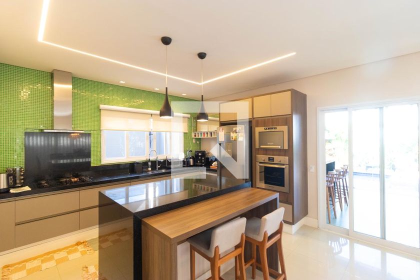 Casa à Venda - Swiss Park, 3 Quartos,  268 m2 em , Campinas - sp | SoloBR
